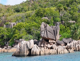 mooie rotsen in Seychellen